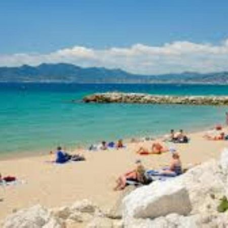 Le Castille - A Deux Pas Des Plages Канни Екстер'єр фото